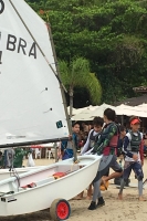Brenda Furlin, do Itajaí Sailing Team, participa do Brasileiro de Optimist 